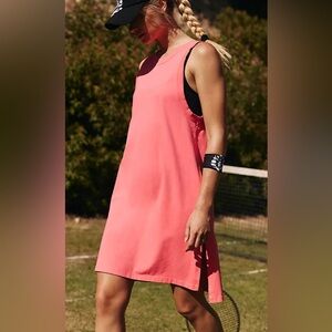 Free people Movement Hot Shot
Tunic Tank